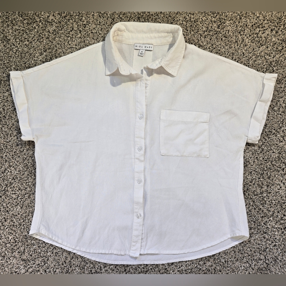 Miou Muse Womens White Cropped Button Down Shirt Size Medium EUC Chic Classic
